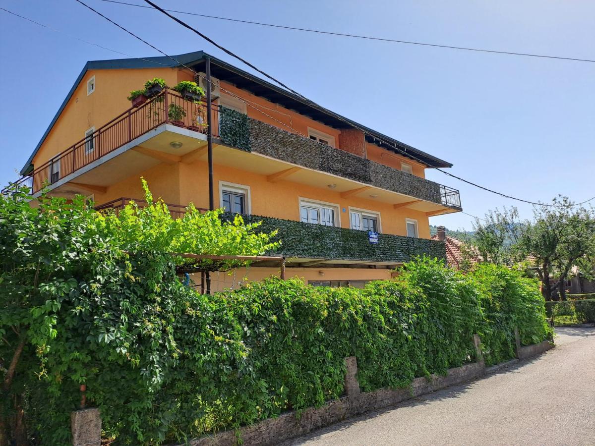 Apartments Mirkovic ツェティニェ エクステリア 写真