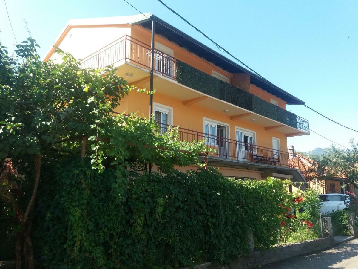 Apartments Mirkovic ツェティニェ エクステリア 写真