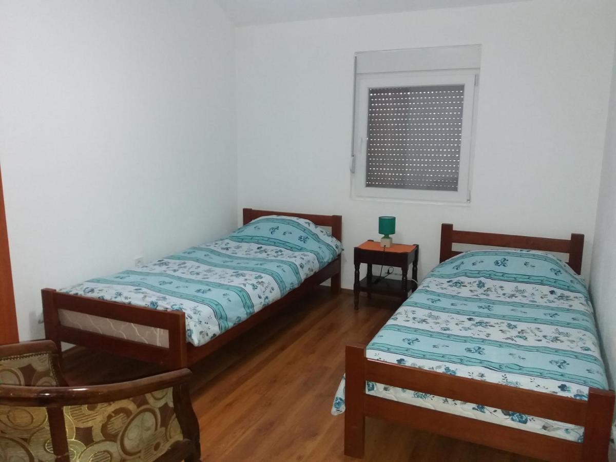 Apartments Mirkovic ツェティニェ エクステリア 写真